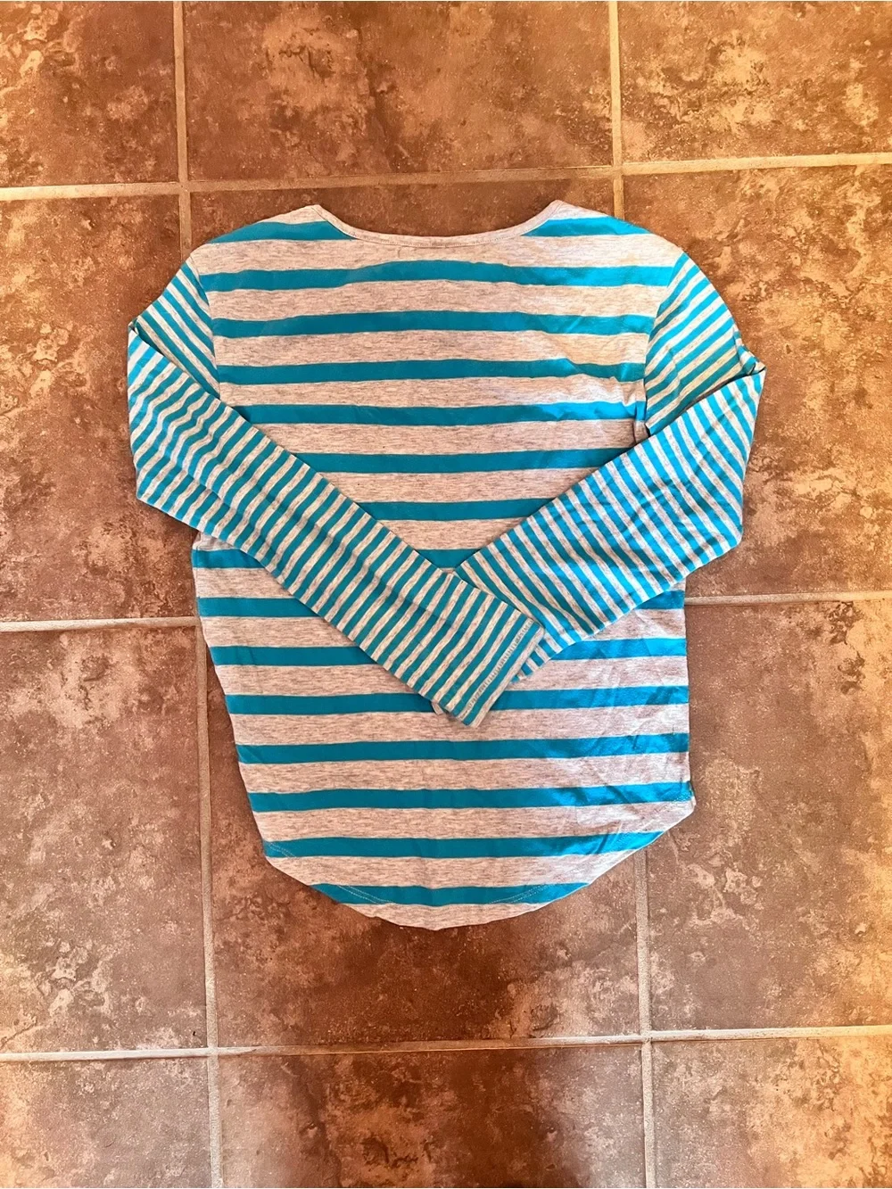 GAPKids Gray & Blue Striped Long-Sleeve Pocket Tee